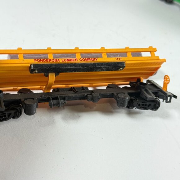 HO Scale Freight Train Cars Vintage Linde Boxcar & Ponderosa Lumber Flatcar - Picture 4 of 15